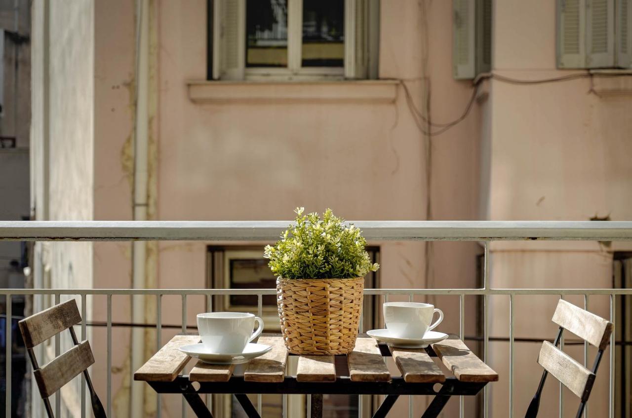 Sunny All Day Apartment Near Athens City Center Kültér fotó